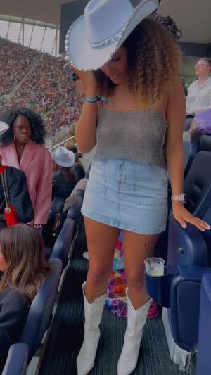 Amber Gill profile picture