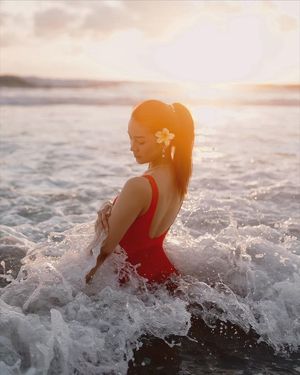 Anya Geraldine profile picture