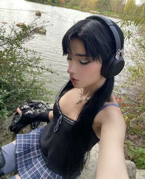 Arielle Maxine profile picture