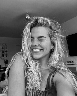 Becca Means profile picture