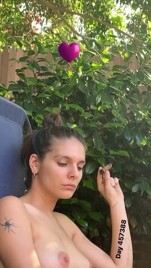 Caitlin Stasey profile picture