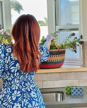 Eva Mendes profile picture