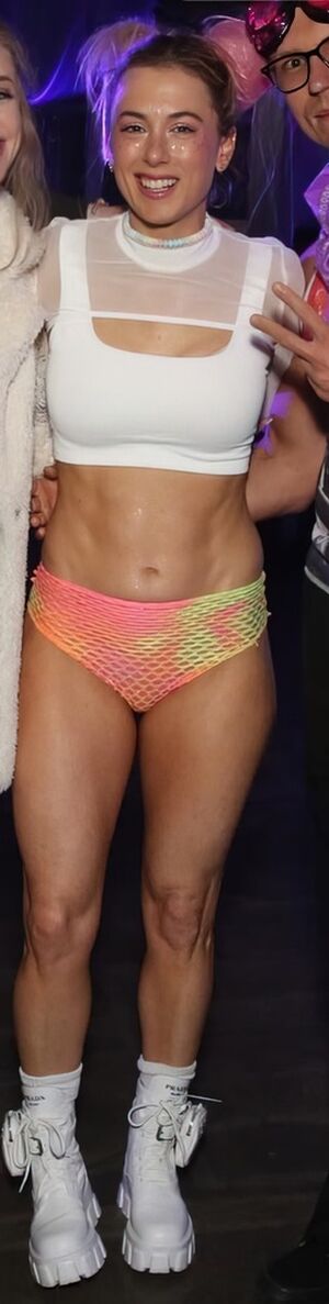 Iliza Shlesinger profile picture