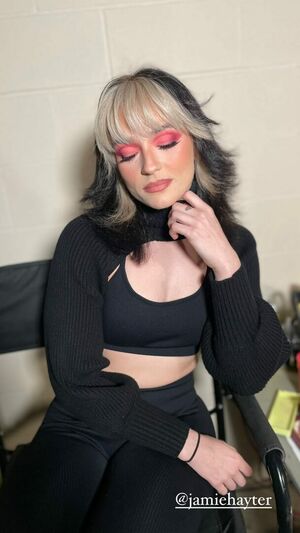 Jaime Hayter profile picture