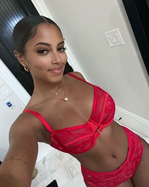 jonica profile picture