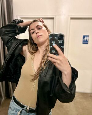 Lindsey Shaw profile picture