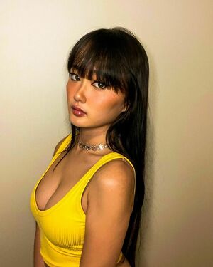 LittleBunnyBabie profile picture