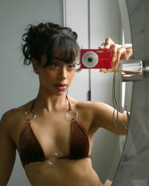 Liza Koshy profile picture