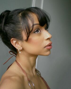 Liza Koshy profile picture