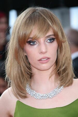 Maya Hawke profile picture