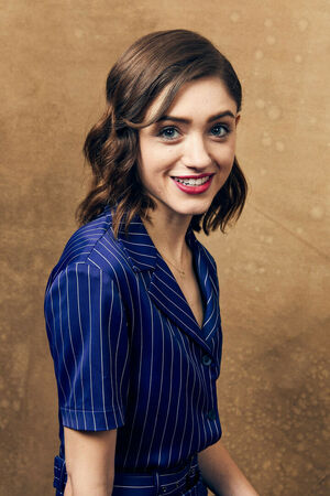Natalia Dyer profile picture
