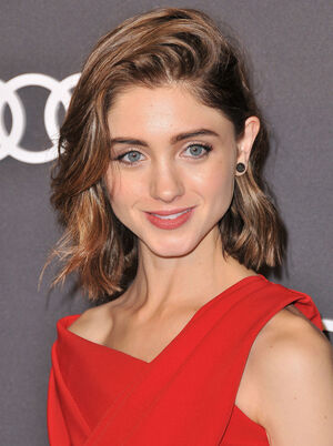 Natalia Dyer profile picture
