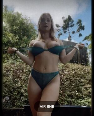 Rosie Van profile picture