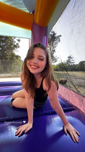 Sammi Hanratty profile picture