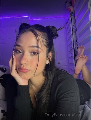 Sia ASMR profile picture