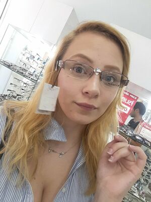Sydney Poniewaz profile picture