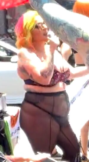 TheZombiUnicorn profile picture
