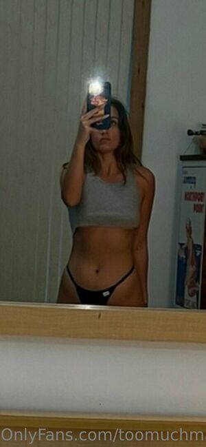 toomuchmariaaa profile picture