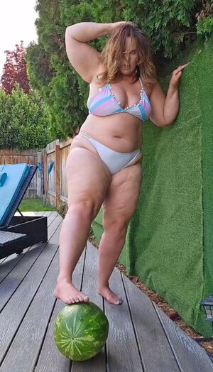 Ursula profile picture