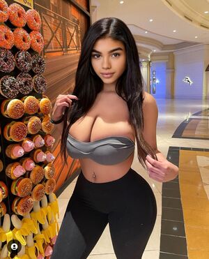 Zarah Heavens profile picture